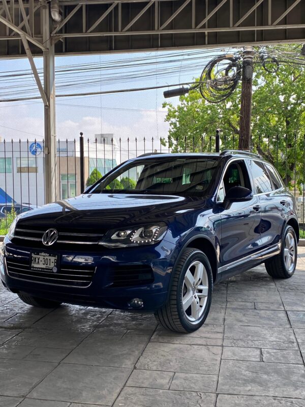 VOLKSWAGEN TOUAREG DIESEL 2014