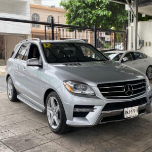 1 MERCEDES ML 500 V8 2012