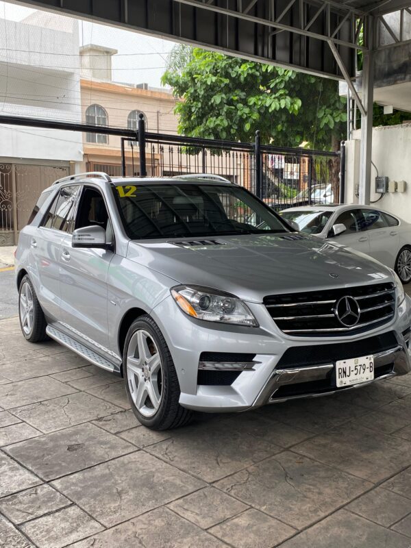 MERCEDES ML 500 V8 2012