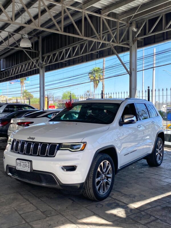 JEEP GRAND CHEROKEE C LTD LUJO 2018