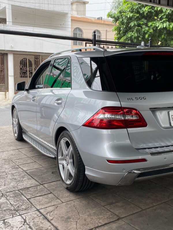 MERCEDES ML 500 V8 2012
