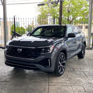 VOLKSWAGEN TERAMONT CROSSPORT R LINE 2024