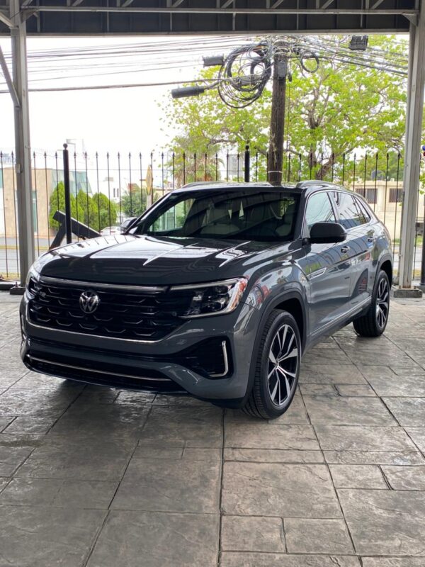 VOLKSWAGEN TERAMONT CROSSPORT R LINE 2024