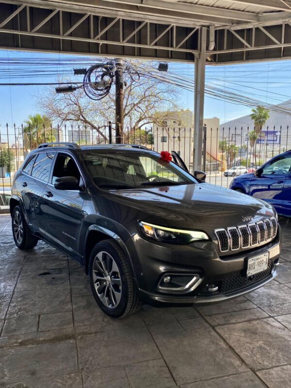 JEEP CHEROKEE OVERLAND 2019