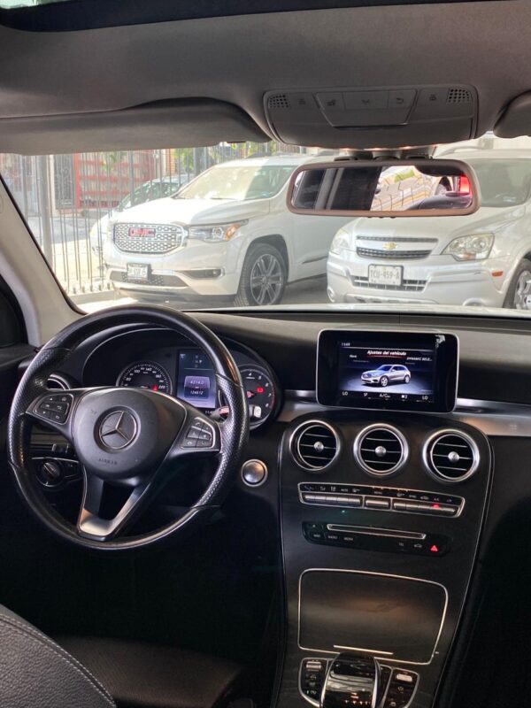 MERCEDES GLC 300 2016
