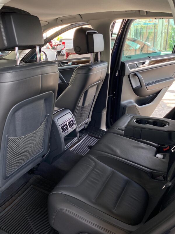 VOLKSWAGEN TOUAREG DIESEL 2014