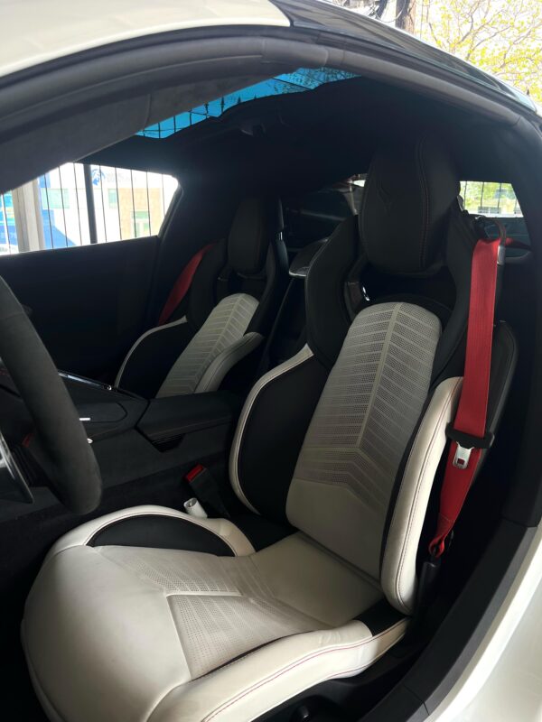 6 CHEVROLET CORVETTE STINGRAY 70 ANIV 2023