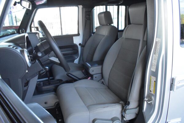 JEEP WRANGLER UNLIMITED SAHARA 2008