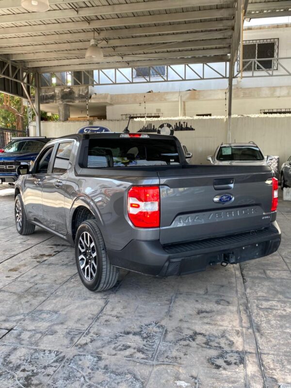 FORD MAVERICK LARIAT 2023