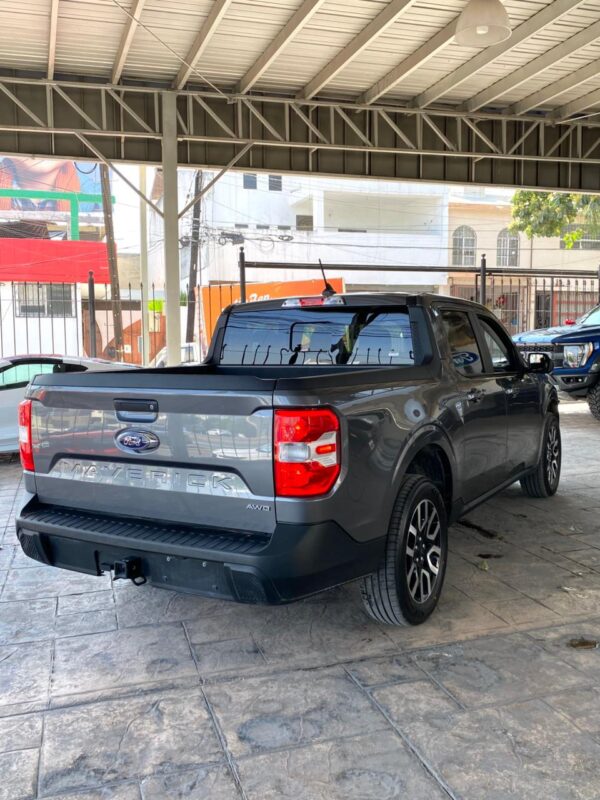 FORD MAVERICK LARIAT 2023