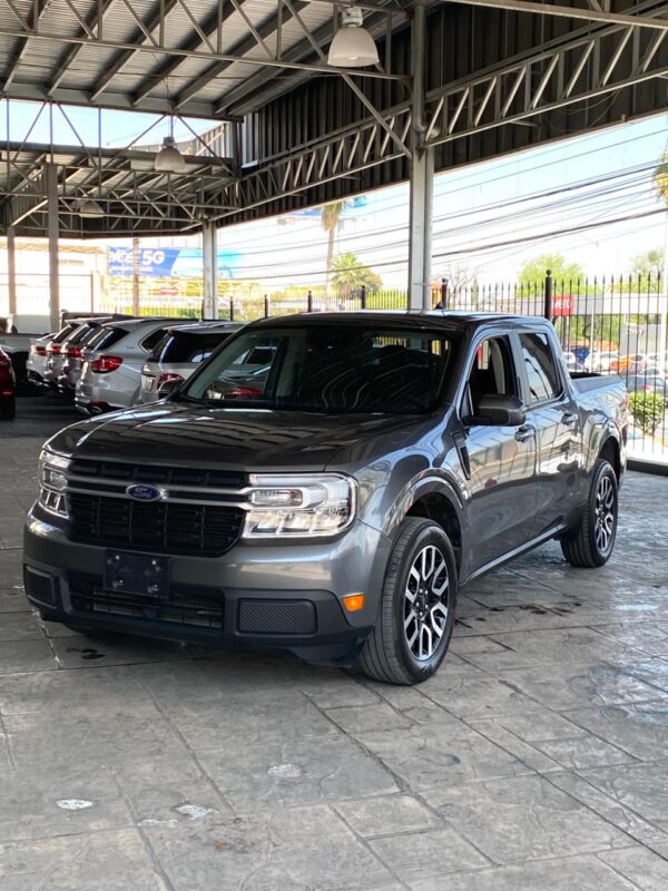 FORD MAVERICK LARIAT 2023