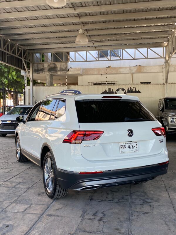 VOLKSWAGEN TIGUAN HIGHLINE 2018
