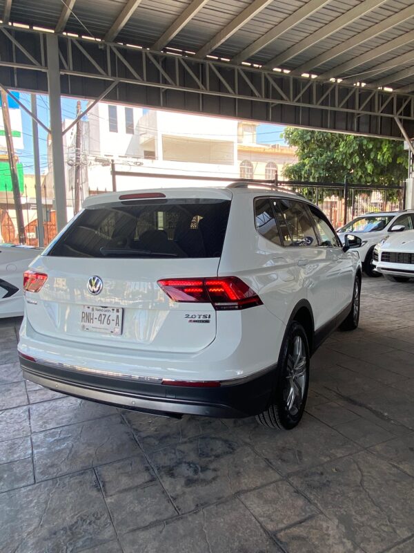 VOLKSWAGEN TIGUAN HIGHLINE 2018