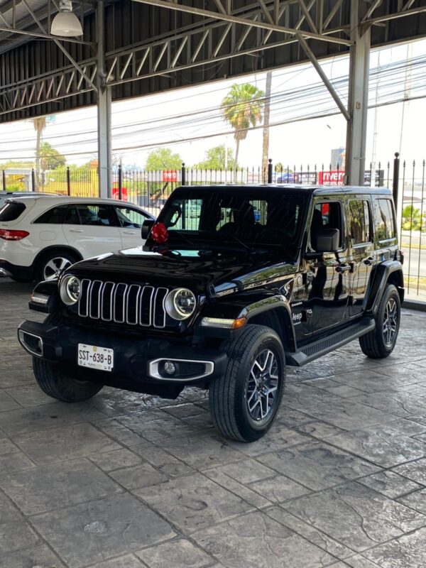 JEEP WRANGLER UNLIMITED SAHARA 2024