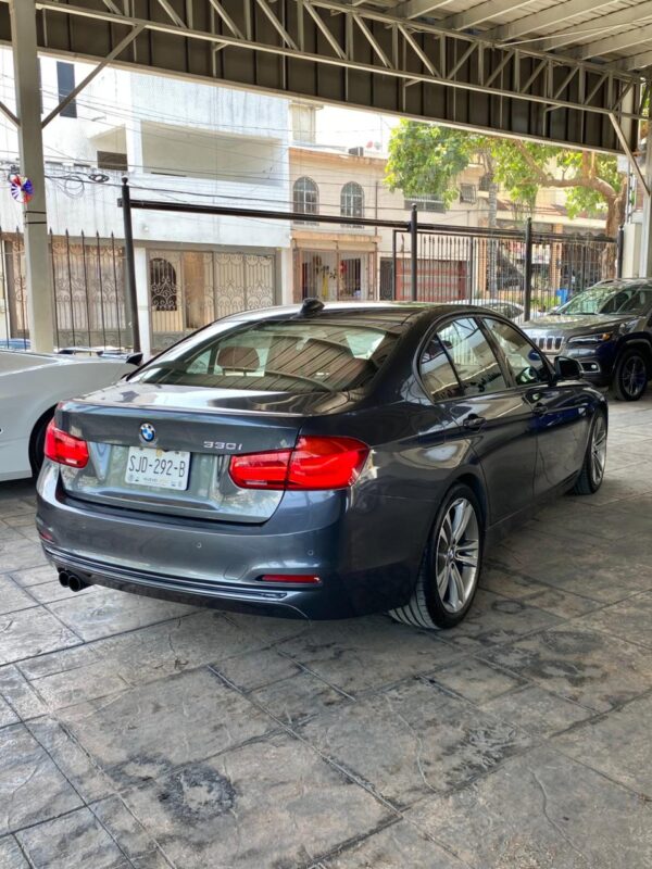 BMW 330i Sportline 2017