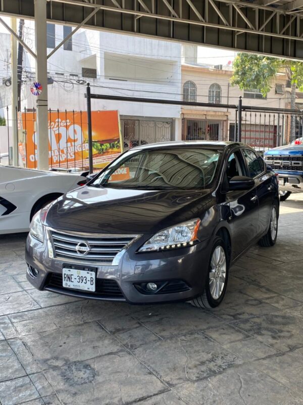 NISSAN	SENTRA EXCLUSIVE NAVI 2016