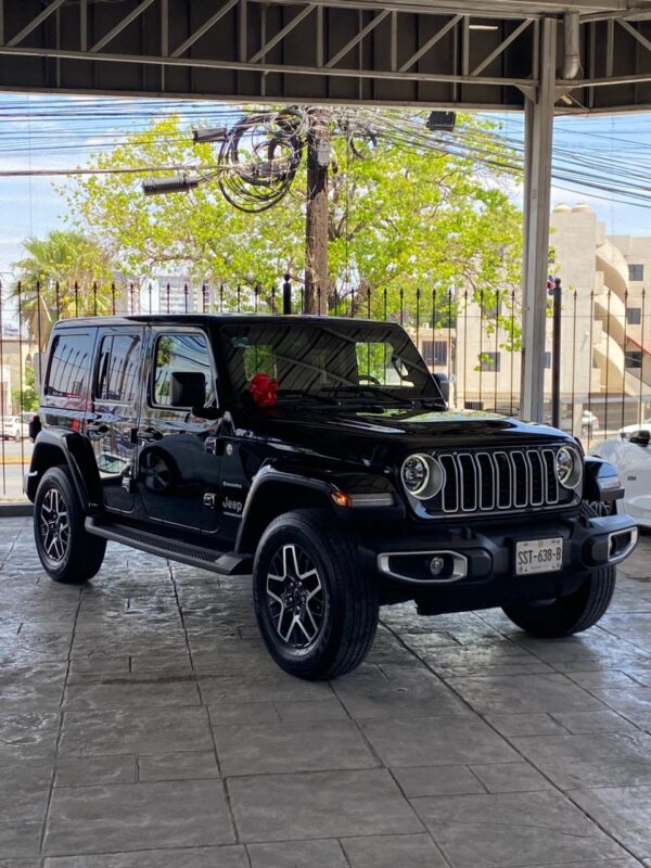 JEEP WRANGLER UNLIMITED SAHARA 2024