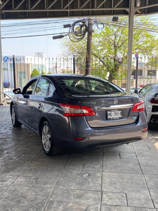 NISSAN	SENTRA EXCLUSIVE NAVI 2016