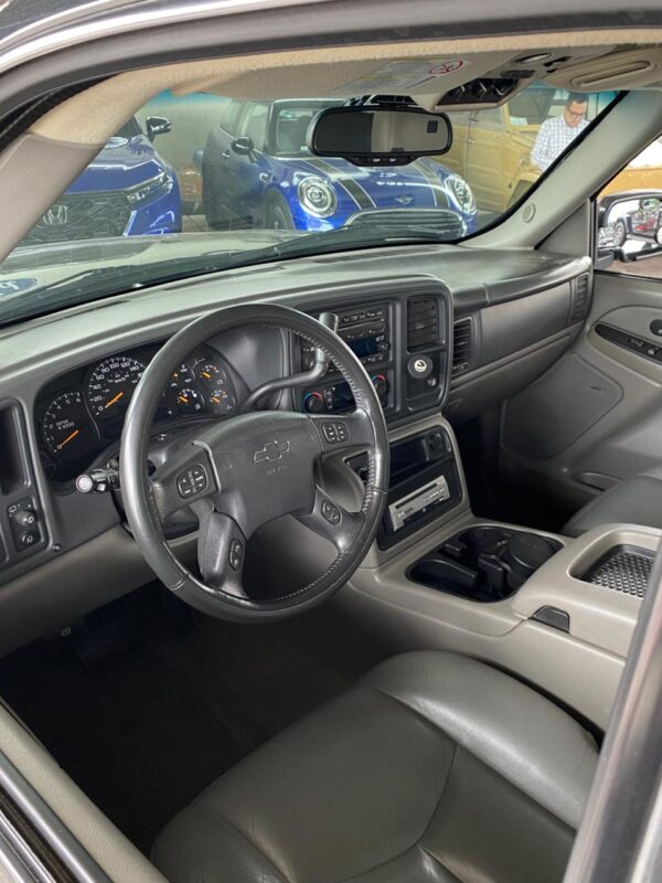 Chevrolet Suburban 2005