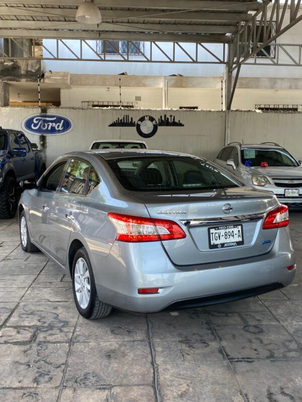 NISSAN SENTRA 2015