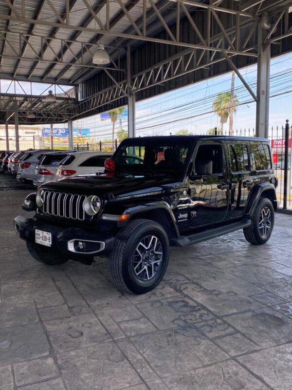JEEP WRANGLER UNLIMITED SAHARA 2024
