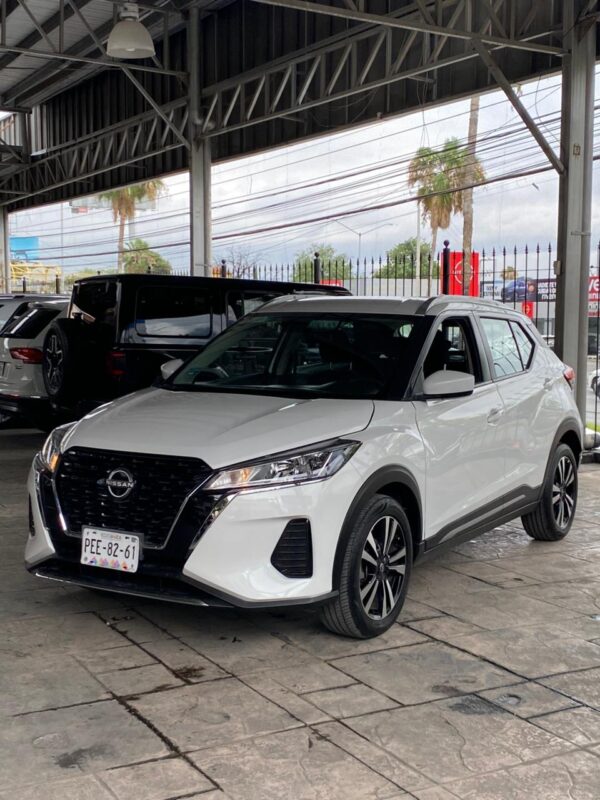 NISSAN	KICKS ADVANCE 2023