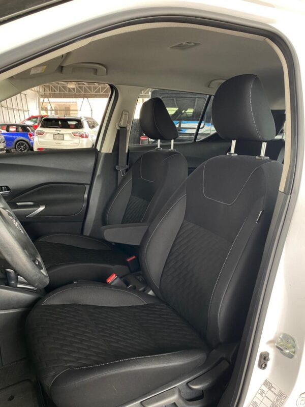 NISSAN	KICKS ADVANCE 2023