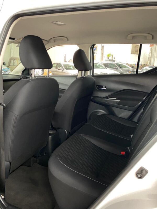 NISSAN	KICKS ADVANCE 2023