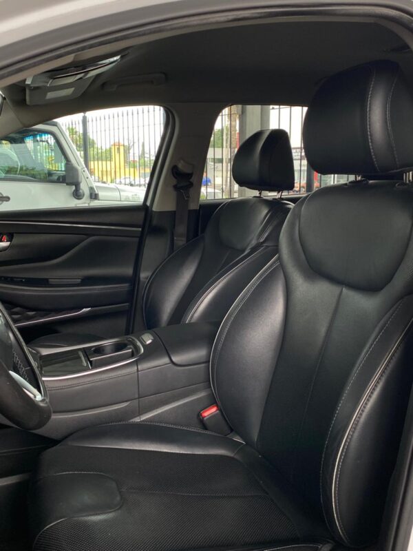 5 HYUNDAI SANTA FE GLS 2023