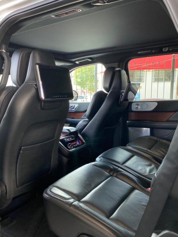 6 LINCOLN NAVIGATOR RESERVE 4X4 2020