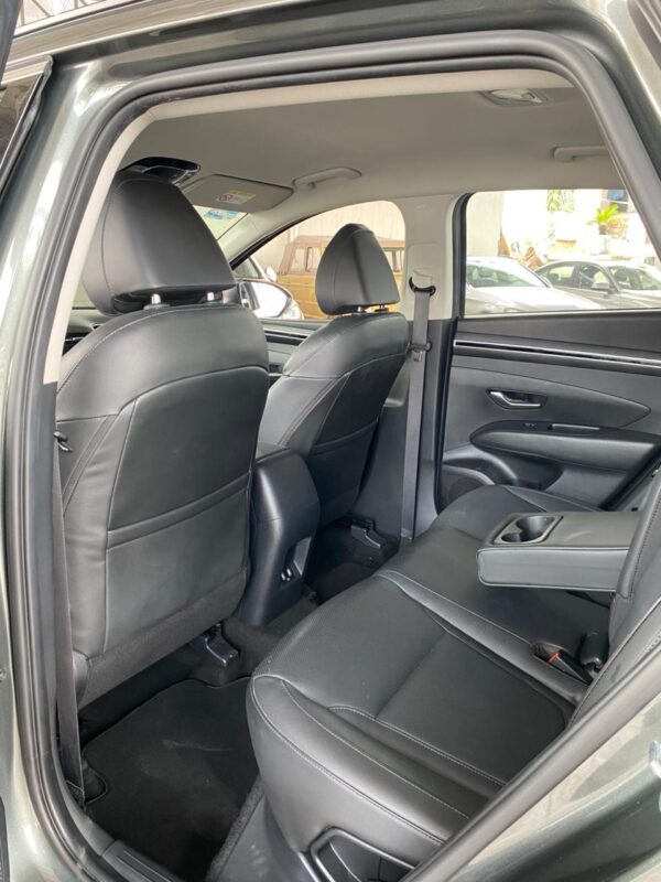 6 HYUNDAI TUCSON GLS PREMIER 2022