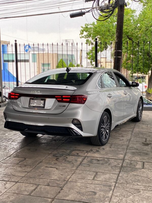 KIA FORTE GT LINE 2022