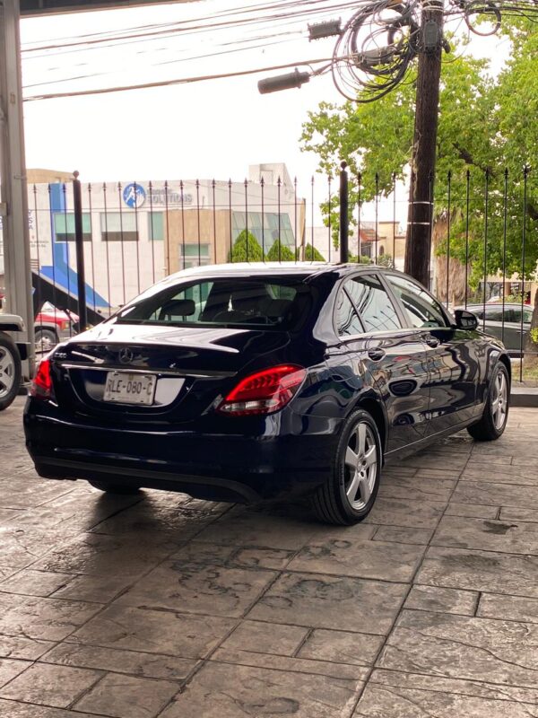 MERCEDES BENZ C 180 CGI 2015