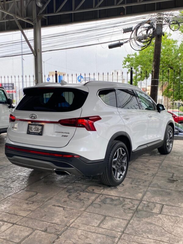 7 HYUNDAI SANTA FE GLS 2023