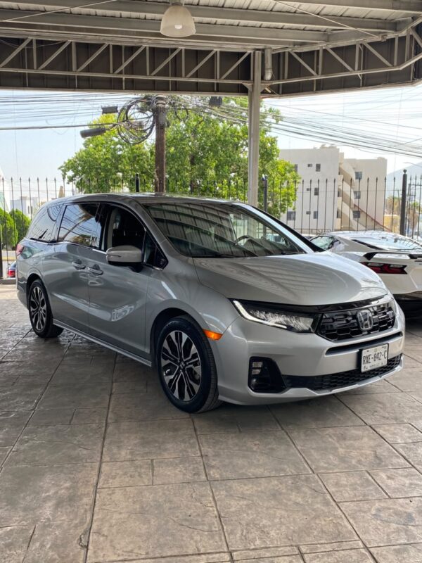 HONDA ODYSSEY TOURING 2025