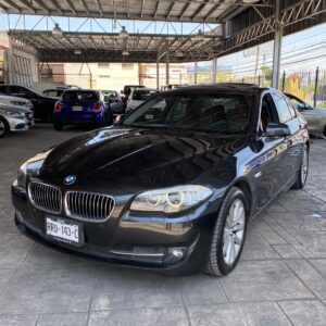 2 BMW 530 TOP LINE 2012