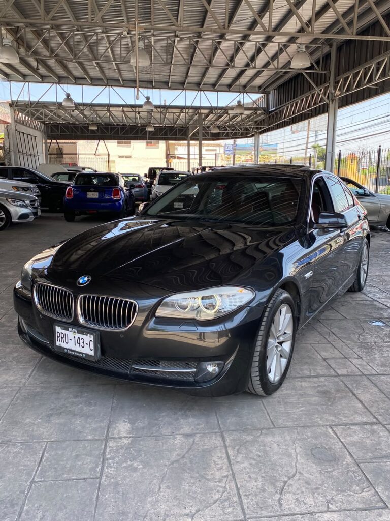 BMW 530 TOP LINE 2012