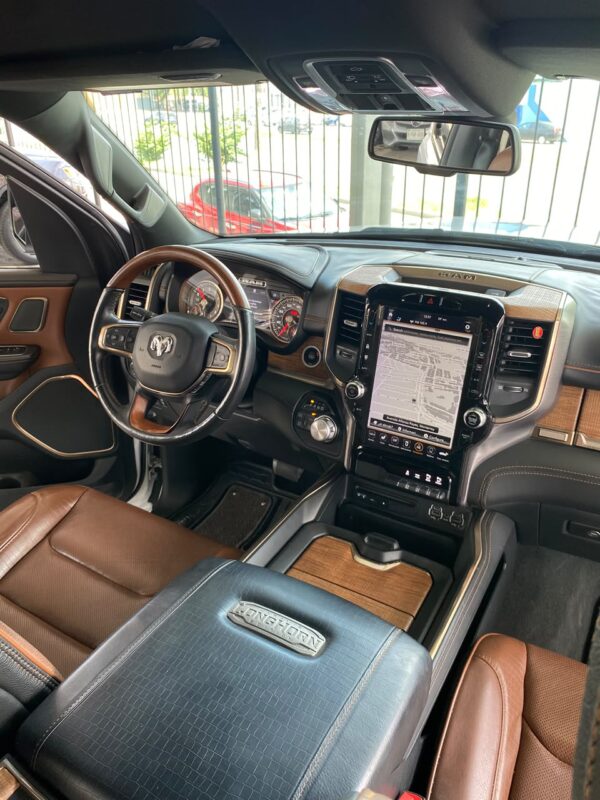 RAM LONGHORN HEMI V8 2019