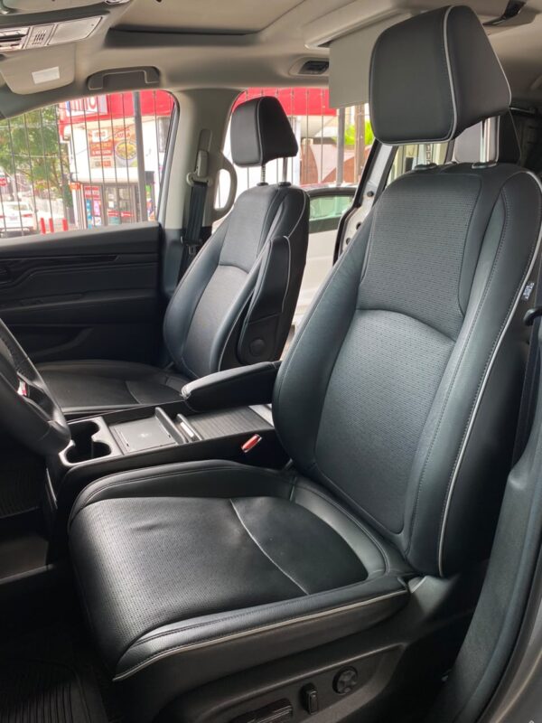HONDA ODYSSEY TOURING 2025