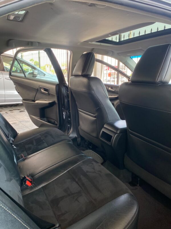 TOYOTA CAMRY SE V6 2012