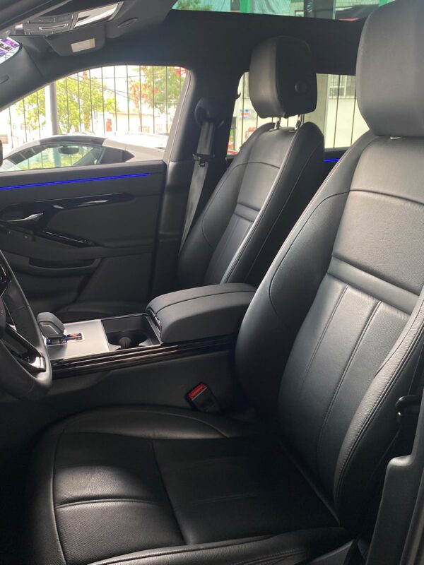 5 LAND ROVER EVOQUE 2.0 2025