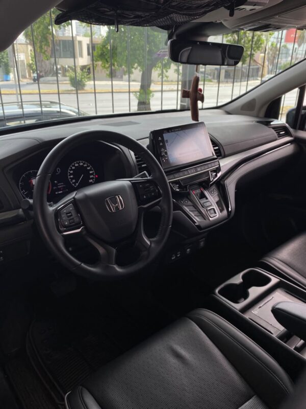 HONDA ODYSSEY TOURING 2025