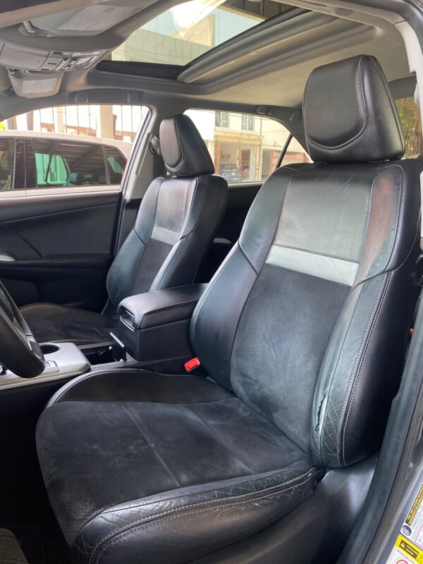 TOYOTA CAMRY SE V6 2012