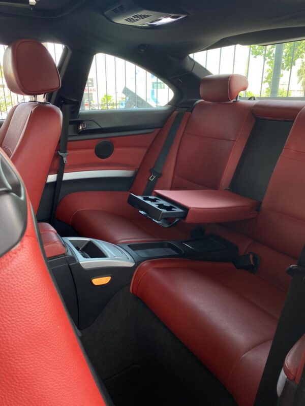 BMW 325i 2011
