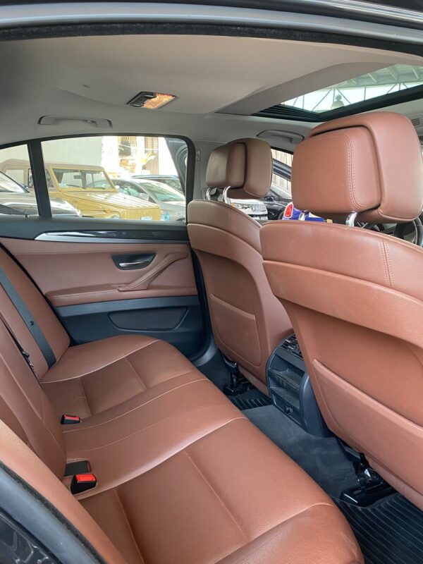 BMW 530 TOP LINE 2012