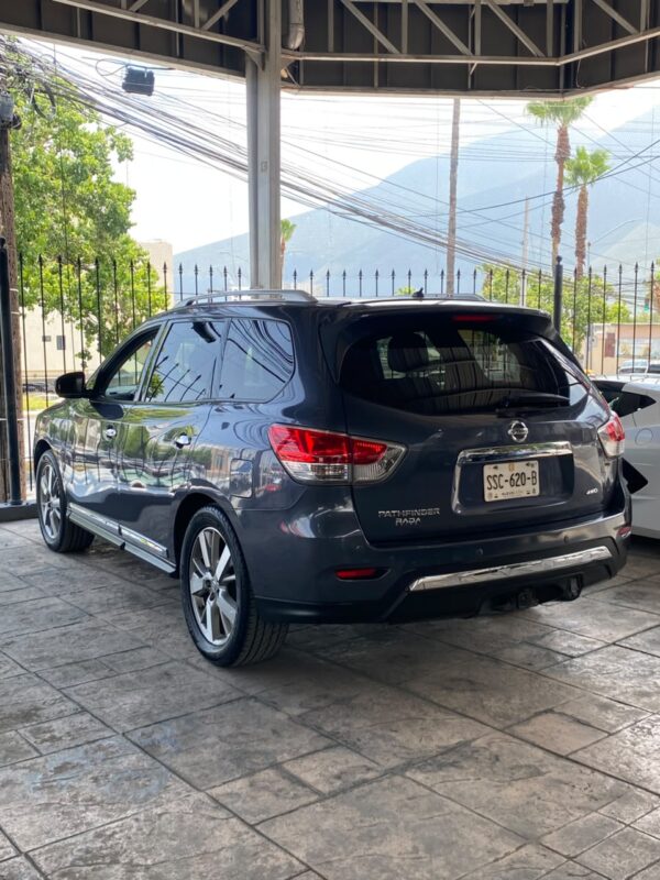 NISSAN PATHFINDER EXCLUSIVE 2014