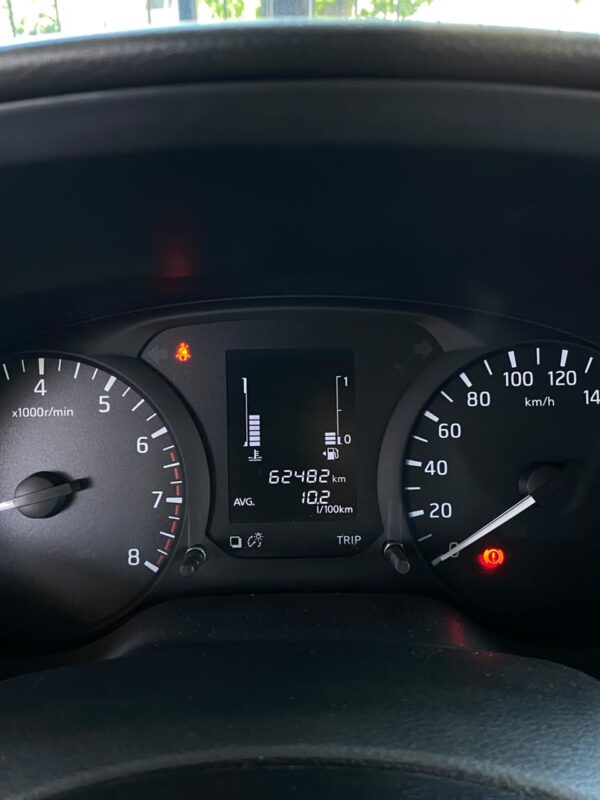 NISSAN	NP300 2023