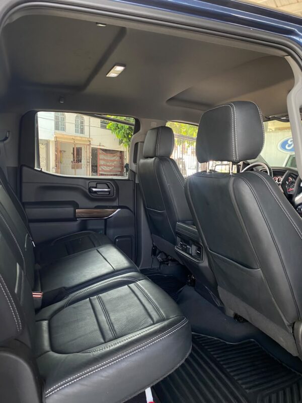 CHEVROLET	CHEYENNE RST Z71 2022