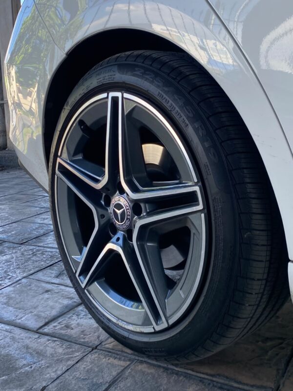 MERCEDES CLA 200 2024