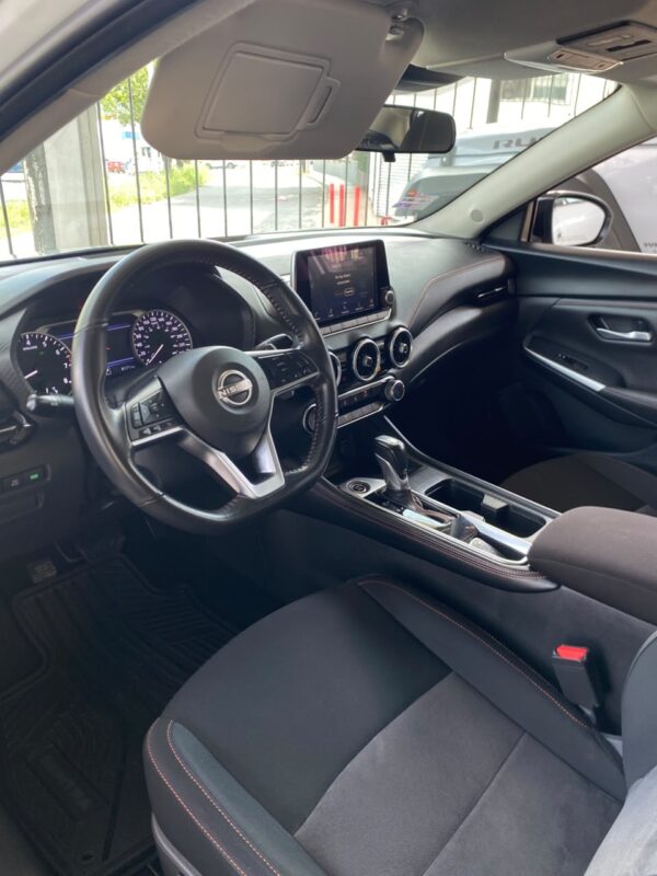 NISSAN	SENTRA SR 2024